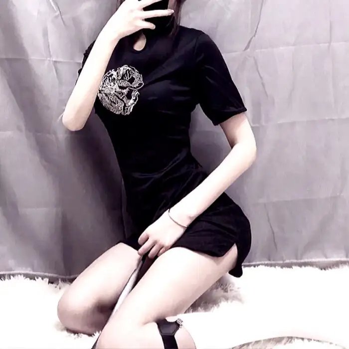 公寓404室